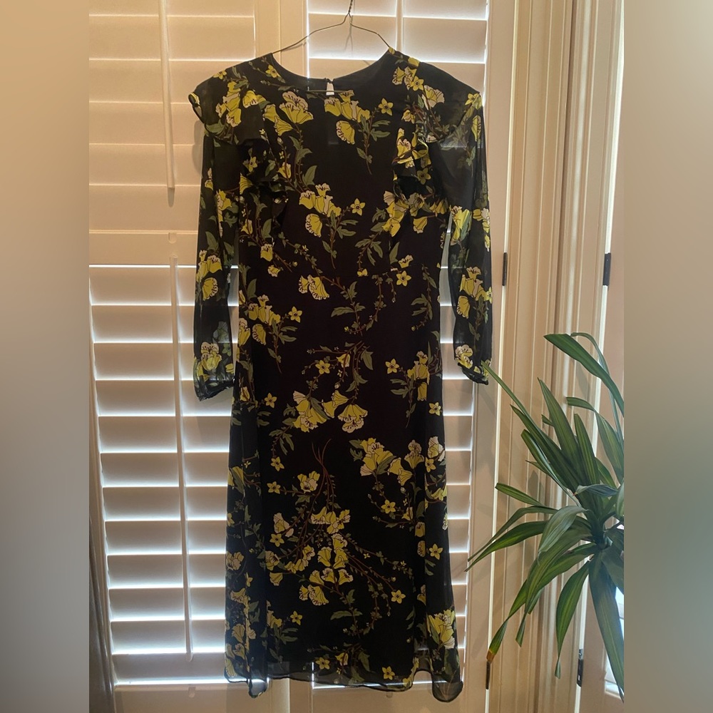 Who What Wear size Medium black and yellow floral dress